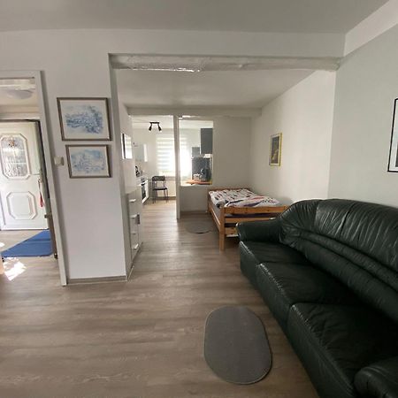 דורף מקלנבורג Ferienwohnung Mit Separatem Eingang Und Parkplatz, Ideal Fuer Handwerker Und Geschaeftsreisende מראה חיצוני תמונה