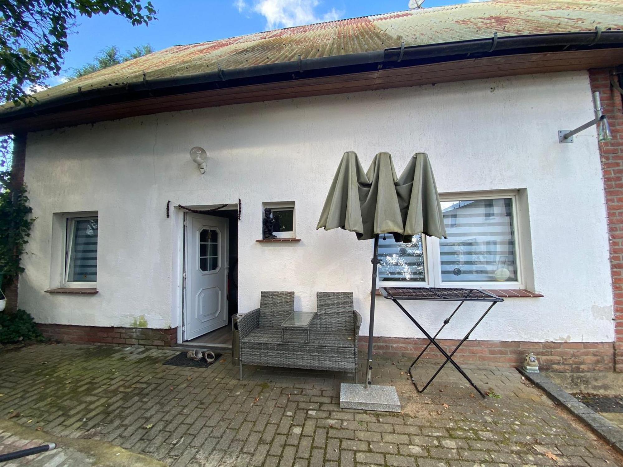 דורף מקלנבורג Ferienwohnung Mit Separatem Eingang Und Parkplatz, Ideal Fuer Handwerker Und Geschaeftsreisende מראה חיצוני תמונה