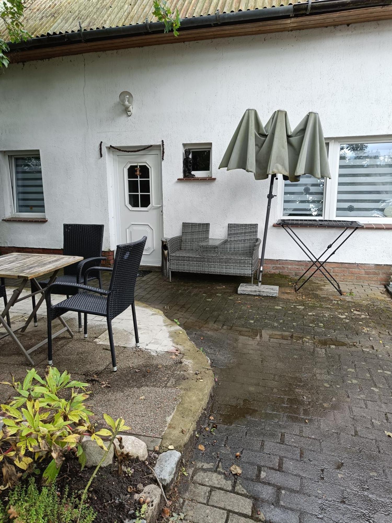 דורף מקלנבורג Ferienwohnung Mit Separatem Eingang Und Parkplatz, Ideal Fuer Handwerker Und Geschaeftsreisende מראה חיצוני תמונה